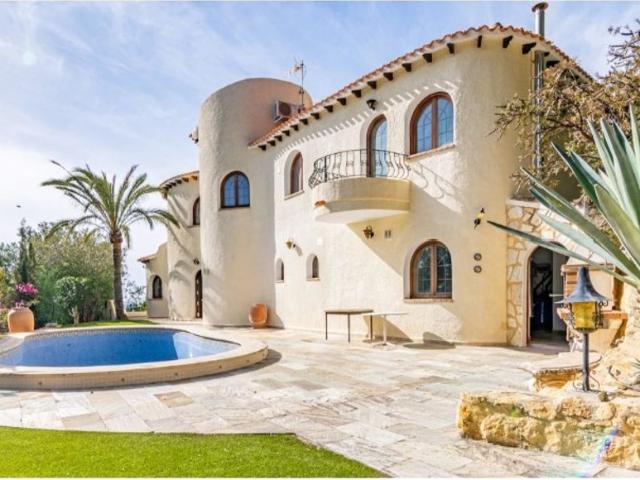 Exclusiva Villa / Chalet de 693 m2 en venta en Altea, Comunidad Valenciana