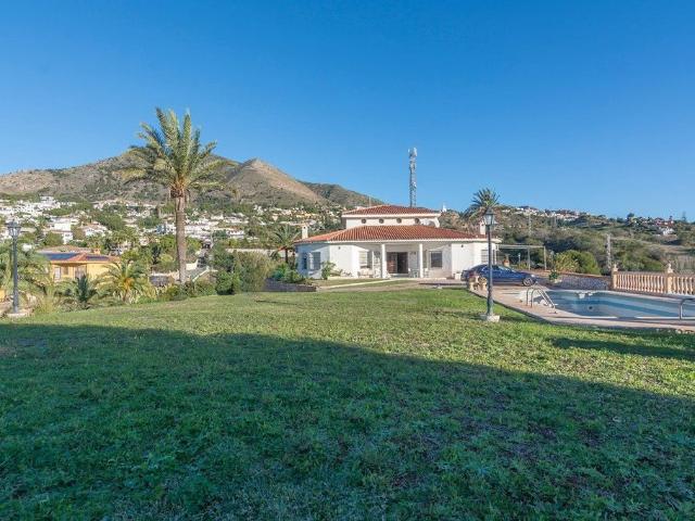 Exclusiva Villa / Chalet de 600 m2 en venta en Benalmádena, Andalucía