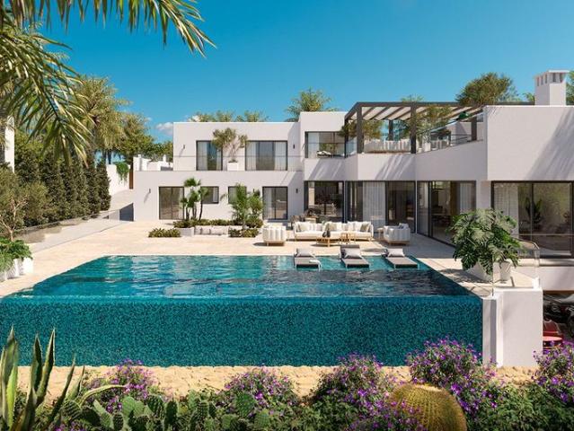 Exclusiva Villa / Chalet de 628 m2 en venta en Marbella, Andalucía