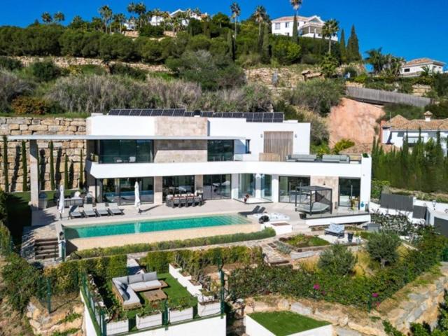 Exclusiva Villa / Chalet de 930 m2 en venta en Benahavís, España