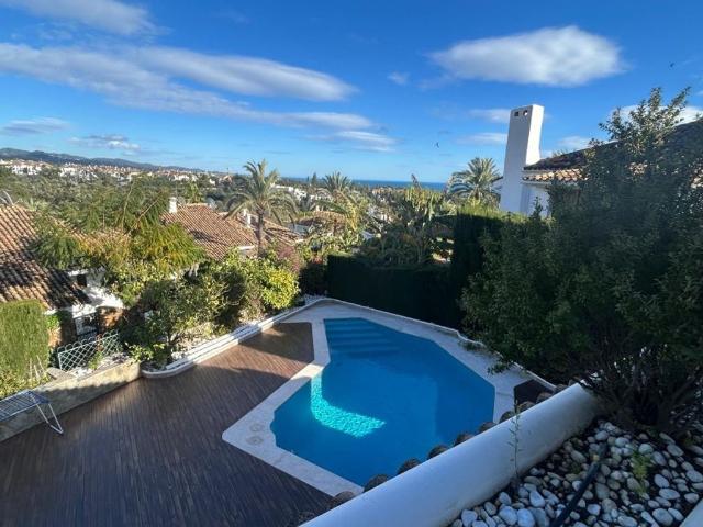 Exclusiva Villa / Chalet en alquiler Marbella, España