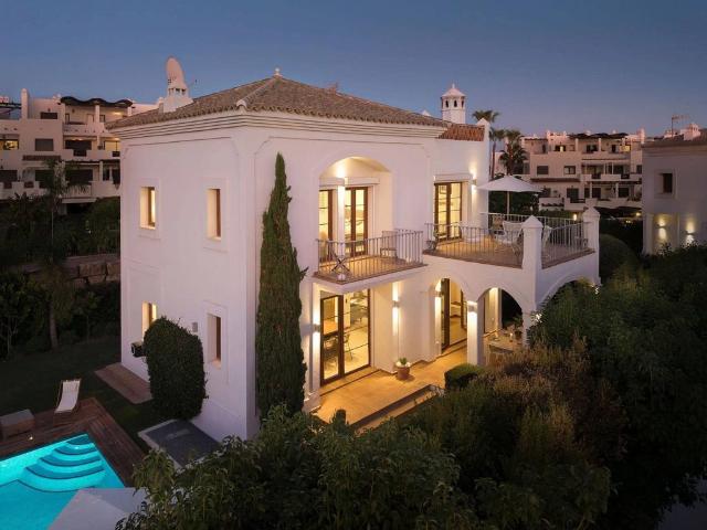 Exclusiva Villa / Chalet en venta Marbella, Andalucía