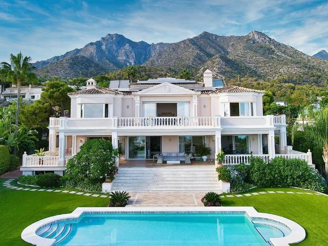 Exclusiva Villa / Chalet en venta Marbella, Andalucía