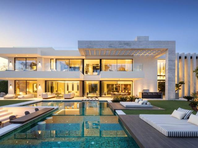 Exclusiva Villa / Chalet en venta Marbella, Andalucía