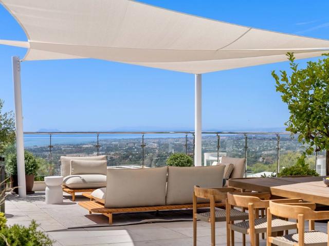 Exclusiva Villa / Chalet en venta Marbella, España