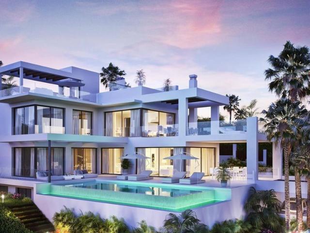 Exclusiva Villa / Chalet en venta Marbella, España