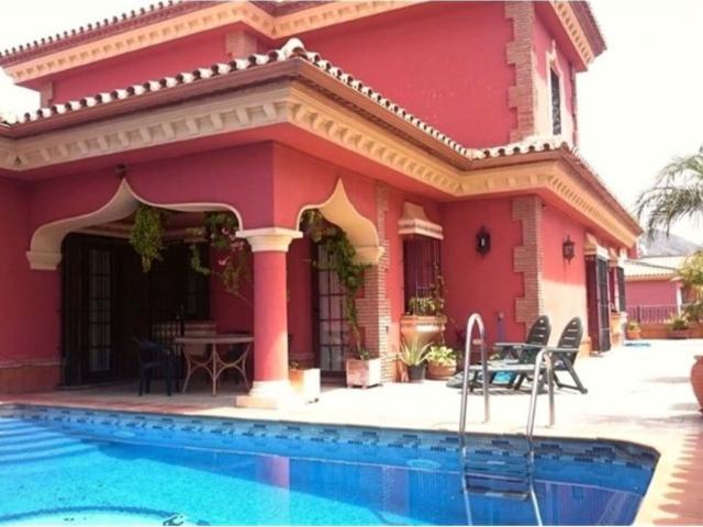 Exclusiva Villa / Chalet en venta Mijas, España