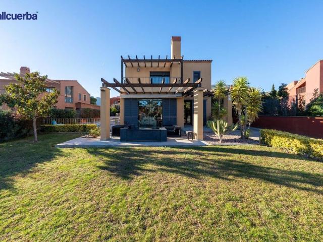 Exclusiva Villa / Chalet en venta Mont roig del Camp, Cataluña