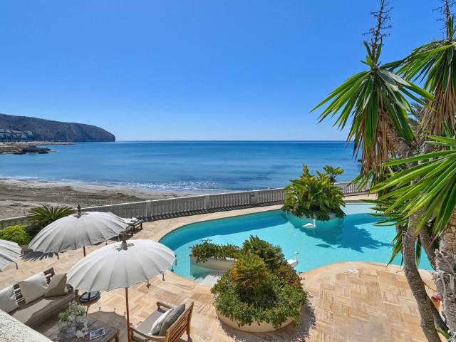 Exclusiva Villa / Chalet en venta Moraira, Comunidad Valenciana