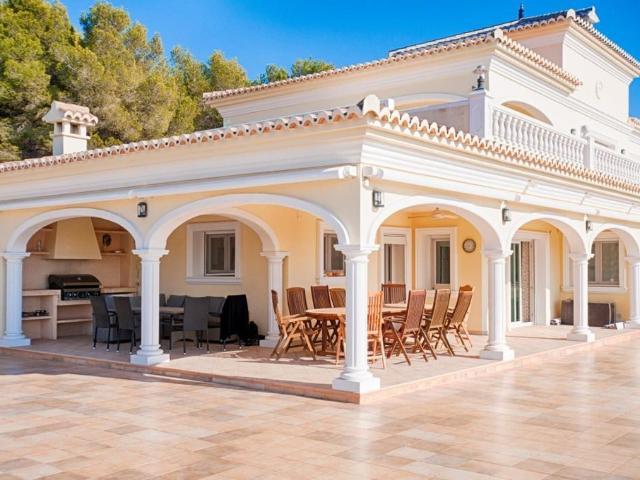 Exclusiva Villa / Chalet en venta Moraira, España