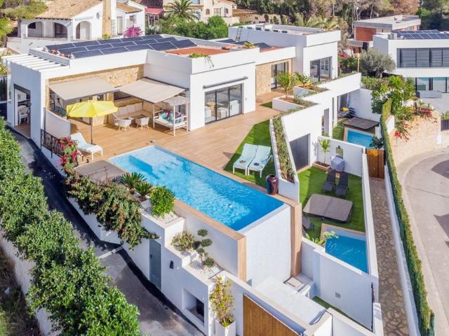 Exclusiva Villa / Chalet en venta Moraira, España