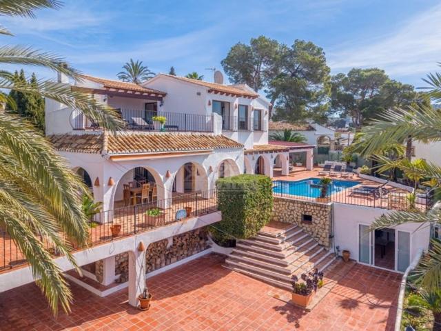 Exclusiva Villa / Chalet en venta Moraira, España