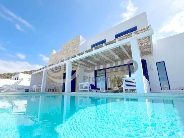 Exclusiva Villa / Chalet en venta Adeje, España