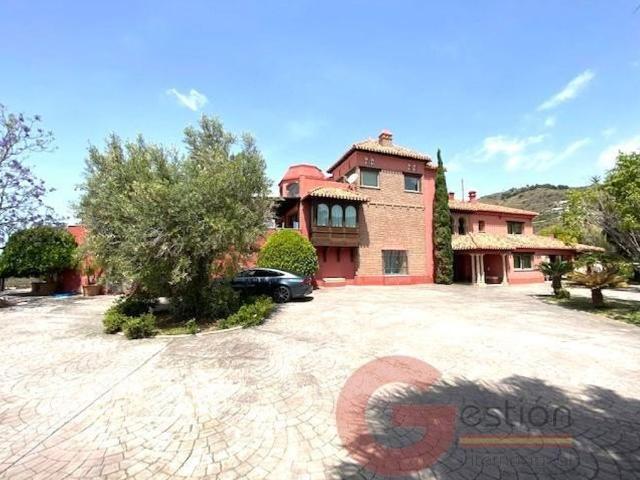 Exclusiva Villa / Chalet en venta Almuñécar, España