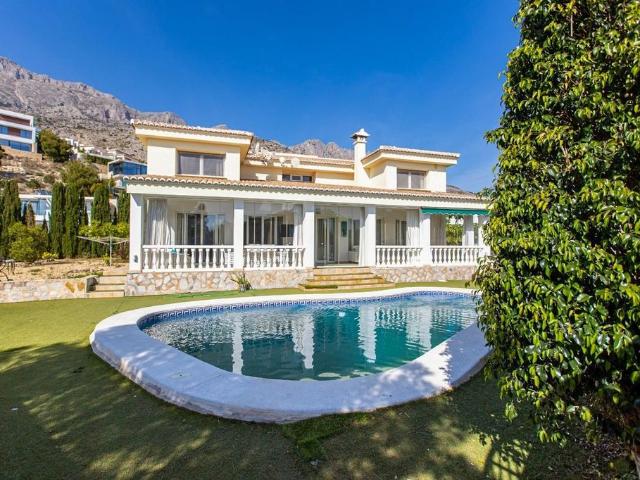 Exclusiva Villa / Chalet en venta Altea, España