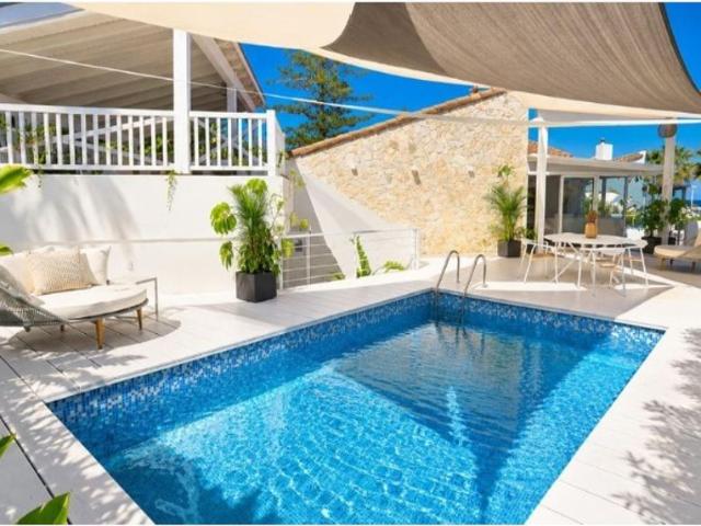 Exclusiva Villa / Chalet en venta Buenas Noches, Estepona, Andalucía