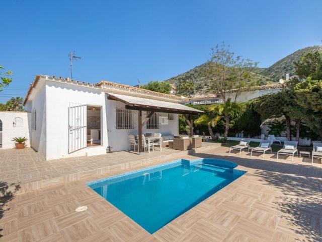 Exclusiva Villa / Chalet en venta Benalmádena, Andalucía