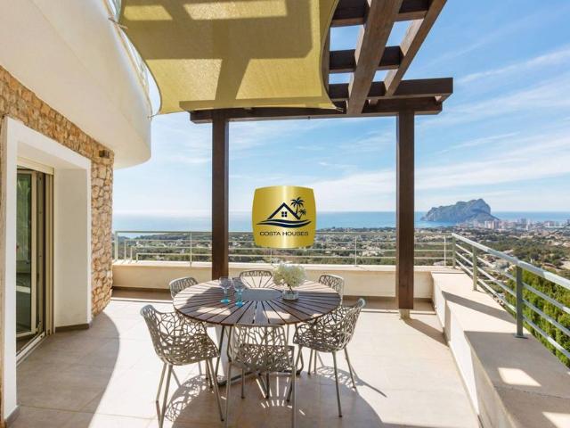 Exclusiva Villa / Chalet en venta Benissa, España