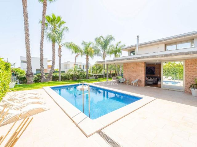 Exclusiva Villa / Chalet en venta Bétera, España