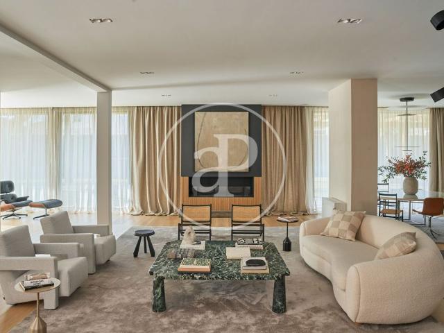 Exclusiva Villa / Chalet en venta Boadilla del Monte, Comunidad de Madrid