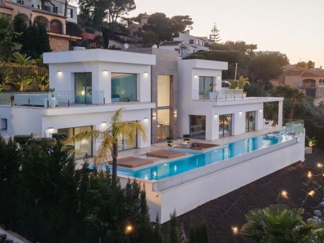 Exclusiva Villa / Chalet en venta Calle toulouse lautrec 3, Jávea, Comunidad Valenciana