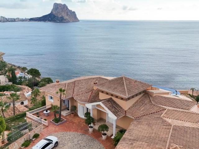 Exclusiva Villa / Chalet de 577 m2 en venta en Calpe, España
