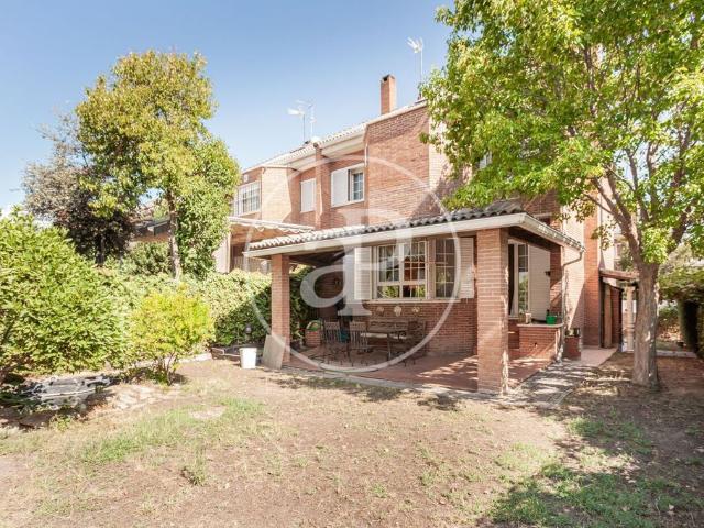 Villa / Chalet de lujo 306 m2 en venta, Casco histórico de Hortaleza, Chamartín, Comunidad de Madrid