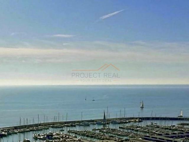 Exclusiva Villa / Chalet en venta Castelldefels, España
