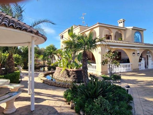 Exclusiva Villa / Chalet en venta Elche, Comunidad Valenciana