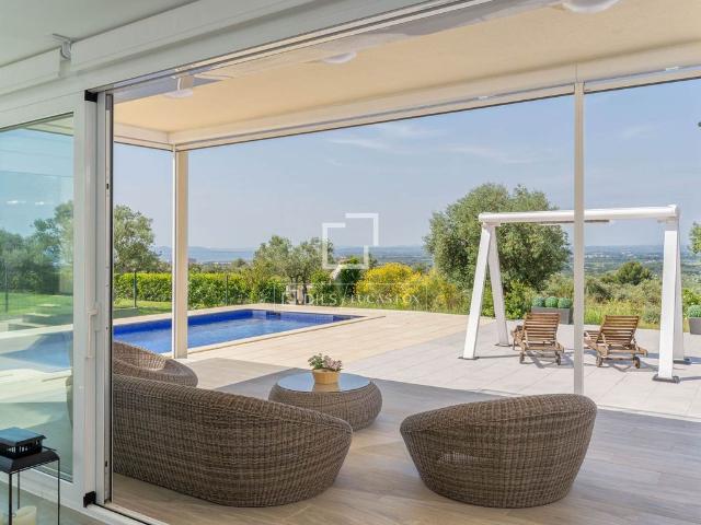 Exclusiva Villa / Chalet en venta Palau saverdera, España