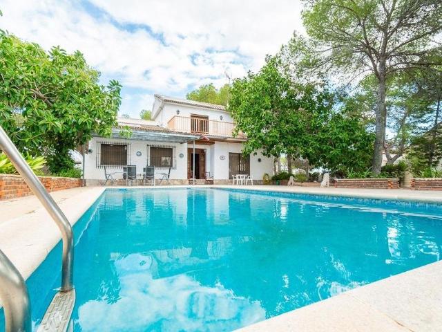 Exclusiva Villa / Chalet en venta Pilar de la Horadada, Comunidad Valenciana