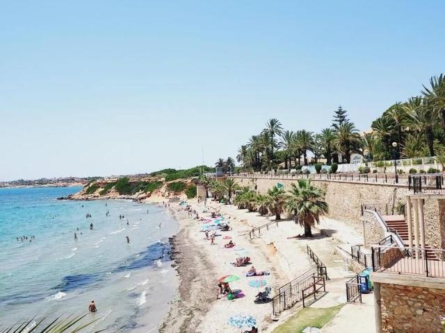 Exclusiva Villa / Chalet en venta Playas de Orihuela, España