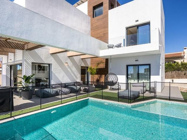 Exclusiva Villa / Chalet en venta Rojales, España