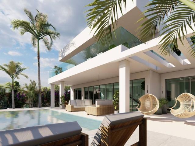 Exclusiva Villa / Chalet en venta San Pedro de Alcántara, España