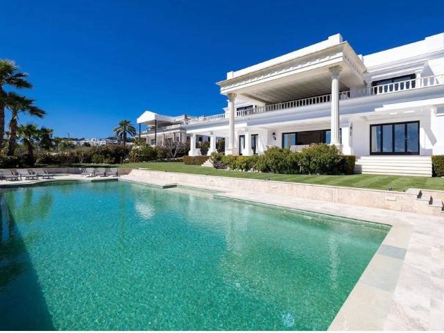 Exclusiva Villa / Chalet en venta Sotogrande, España