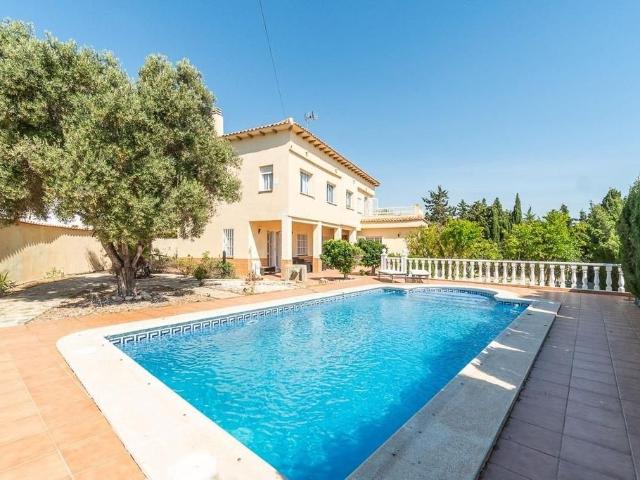 Exclusiva Villa / Chalet en venta Torrevieja, Comunidad Valenciana