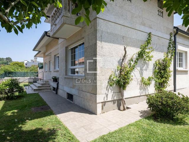 Exclusiva Villa / Chalet en venta Vigo, Galicia