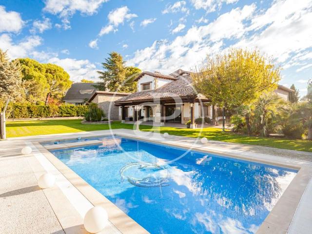 Exclusiva Villa / Chalet en venta Villaviciosa de Odón, Comunidad de Madrid