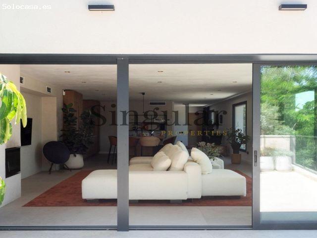 Exclusiva villa de obra nueva: diseño contemporáneo en plena naturaleza, a pocos minutos de Barcelon