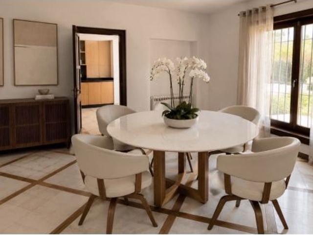 Exclusiva villa de lujo a 100 metros de la Playa en la NEW GOLDEN MILLE