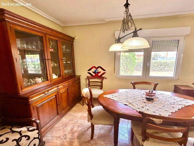 Exclusiva villa de lujo con gran parcela, piscina privada y jardín en Santiago de la Ribera ?✨