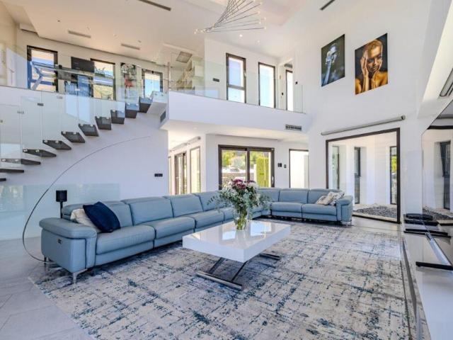 Exclusiva villa de lujo con vistas panorámicas en Jávea