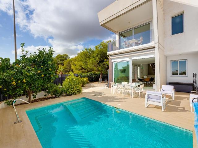 Exclusiva Villa de Lujo en Lomas de Cabo Roig ?.. Descubre. 170m² Orihuela Costa