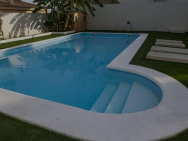 Exclusiva villa de lujo en Los Barrios