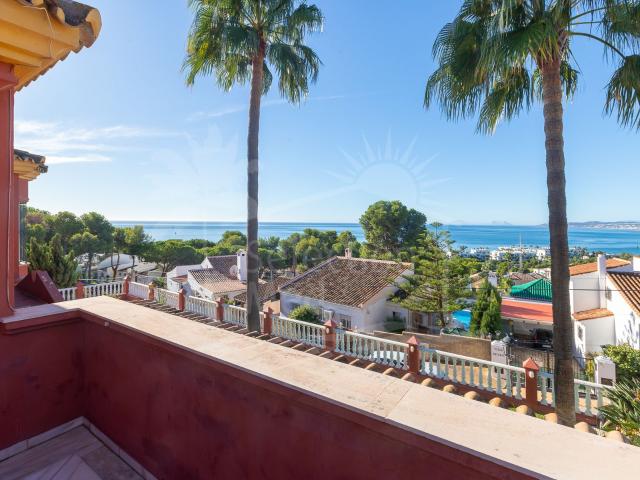 Exclusiva villa de lujo en Seghers – Privacidad, amplitud y vistas al mar en Estepona