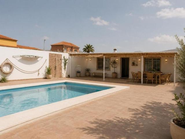 Villa / Chalet de lujo 252 m2 en alquiler, Arona, España