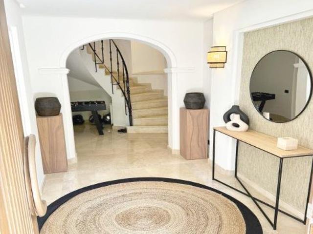 EXCLUSIVA VILLA EN SOTOGOLF SOTOGRANDE A 5KM DE LA PLAYA