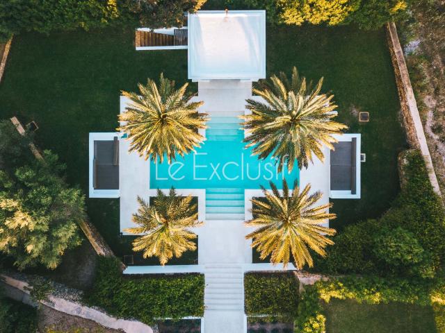 Exclusiva Villa en venta con Licencia de Alquiler en Santa Gertrudis