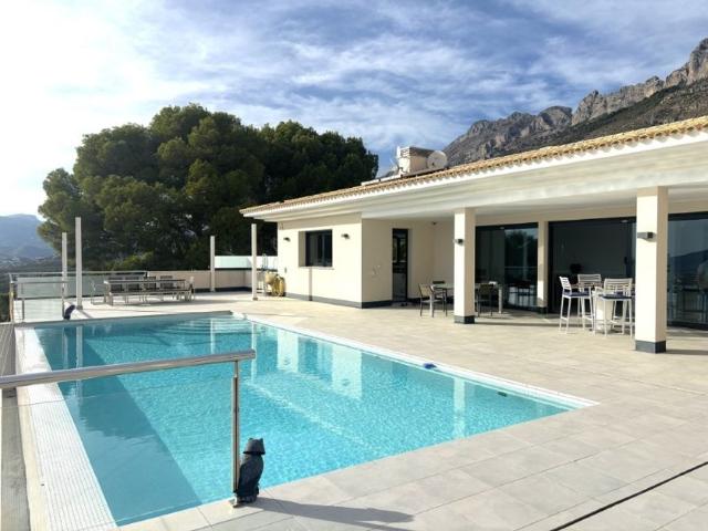 Exclusiva Villa en venta Altea, Comunidad Valenciana