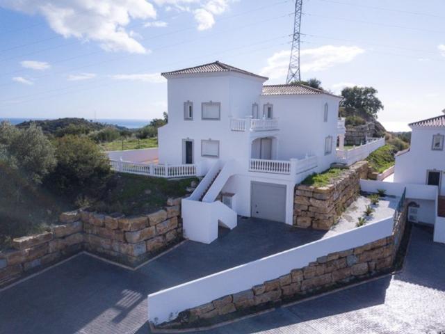 Exclusiva Villa en venta Atalaya Isdabe, Estepona, Andalucía